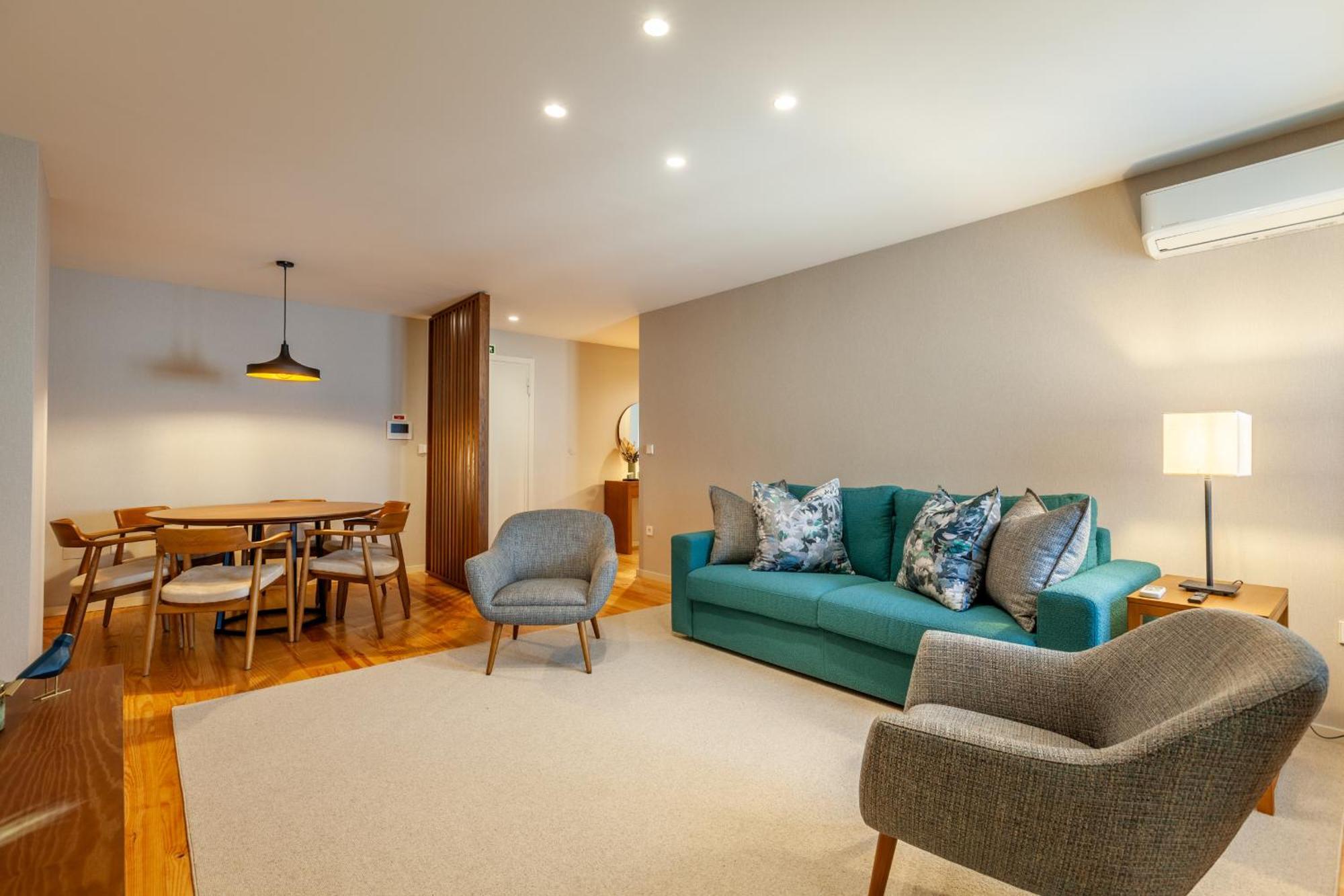 Savvy Signature Apartments Oporto Esterno foto