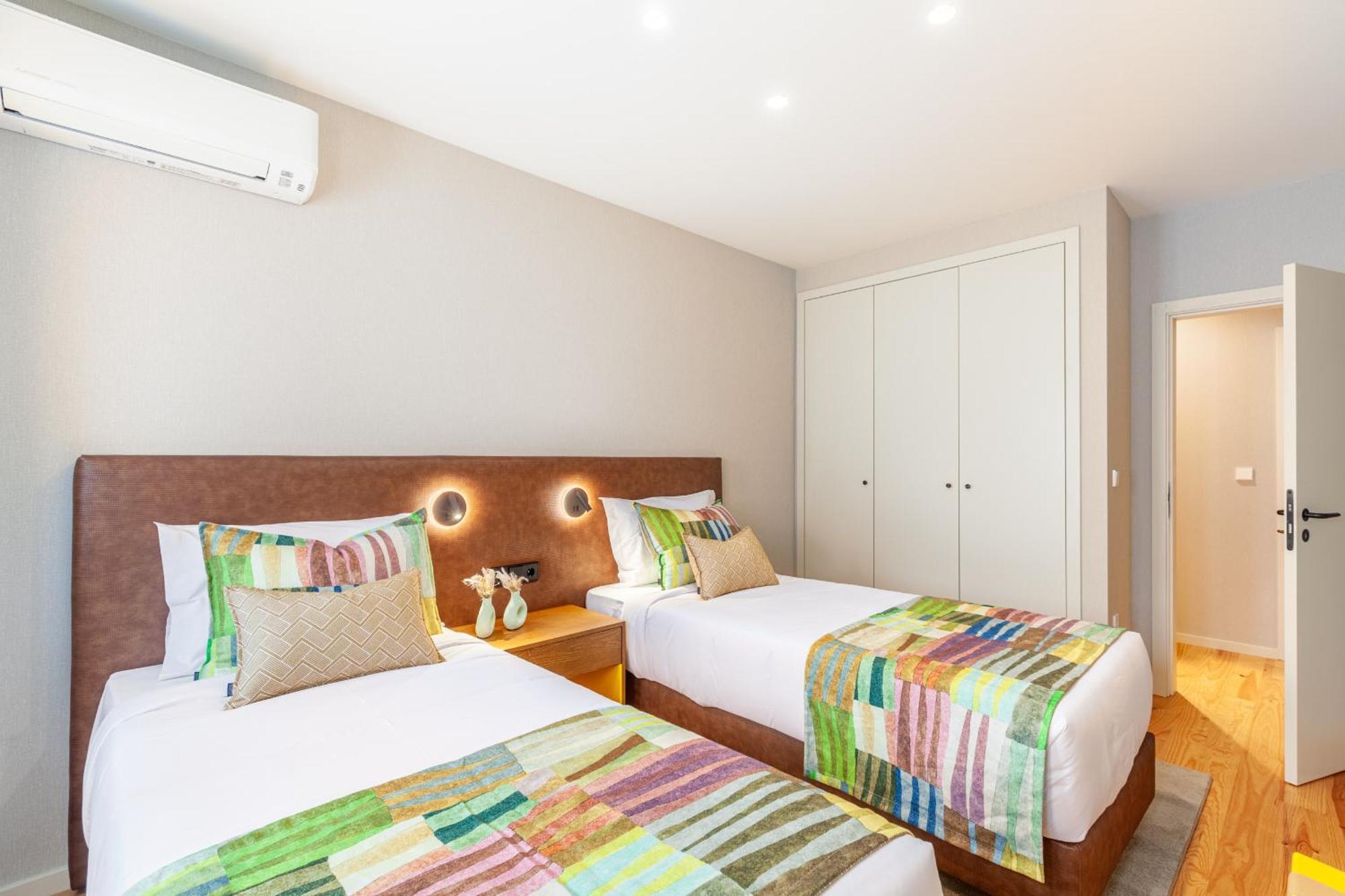 Savvy Signature Apartments Oporto Esterno foto